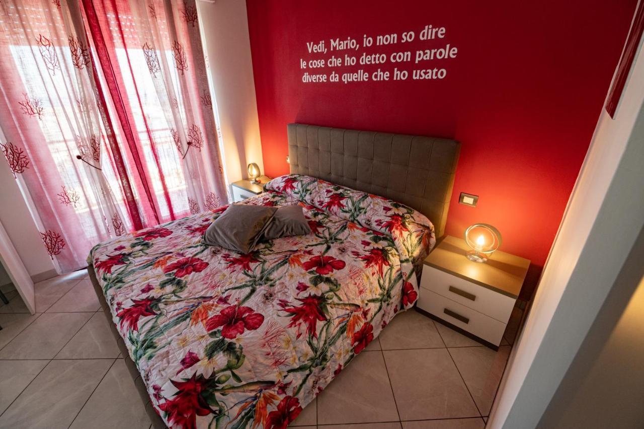 פרוסידה L'Isola Del Postino Rooms מראה חיצוני תמונה